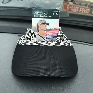 One peice sun visor in native pattern!